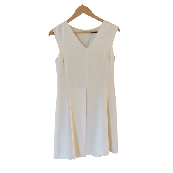 Theory Cream Idavia Silk Dress Size 4 Sleeveless Woven A-Line Pleated Classic - Picture 1 of 10
